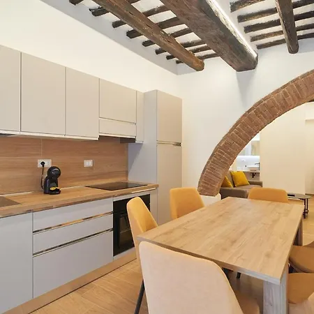 Elce Di Sotto - Quiet & Modern 2-bedroom Downtown Retreat Apartamento *