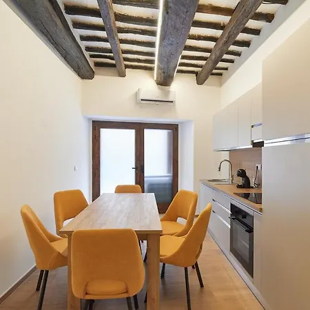 Elce Di Sotto - Quiet&modern 2-bedroom Downtown Retreat Appartamento *