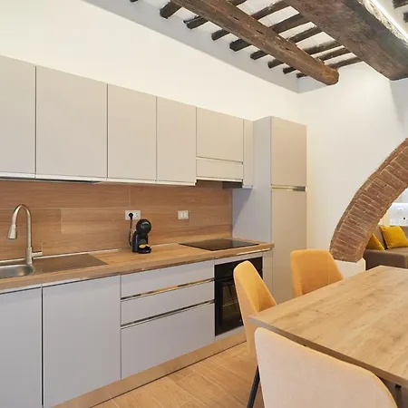 Elce Di Sotto - Quiet & Modern 2-bedroom Downtown Retreat * Perugia