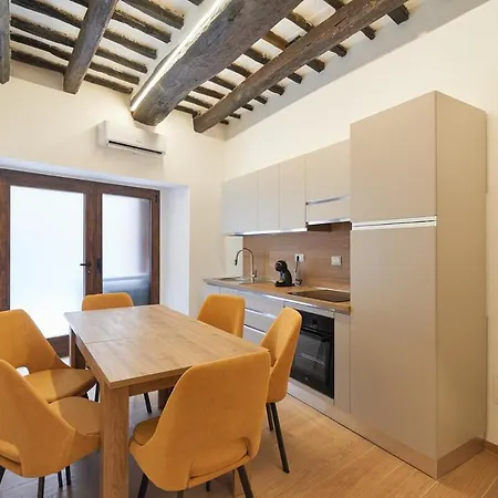 Elce Di Sotto - Quiet & Modern 2-bedroom Downtown Retreat * Perugia